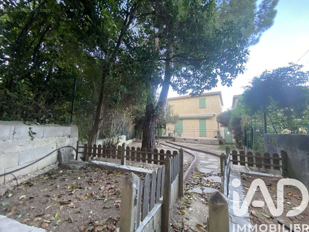 Photo 2 - Maison à TOULON