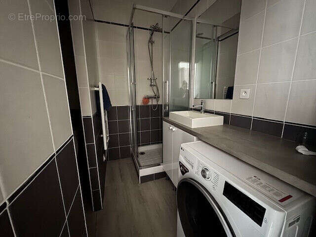 Photo 4 - Appartement à SAINT-GENEST-LERPT