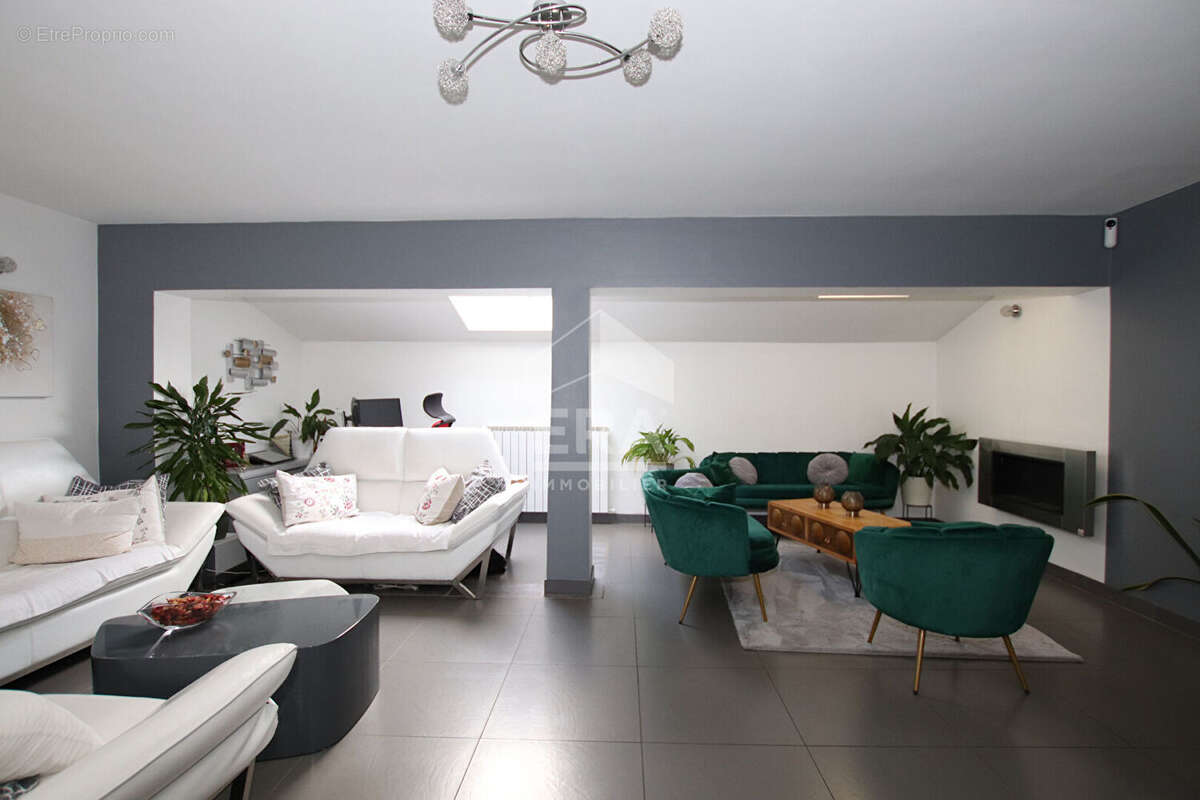 Maison à VILLIERS-SUR-MARNE