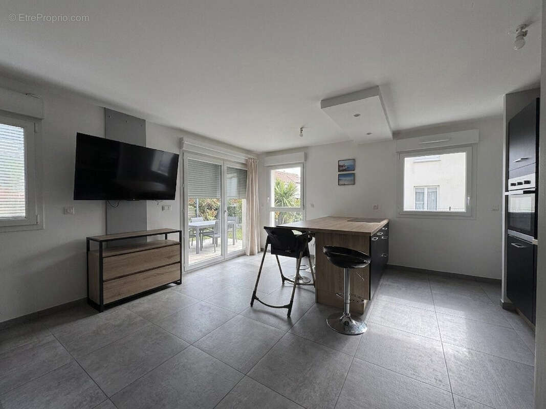 Appartement à ALBY-SUR-CHERAN