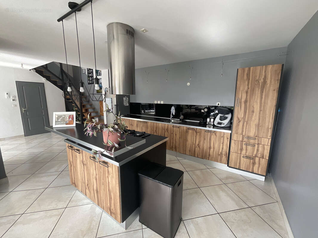 Maison à BOURGOIN-JALLIEU