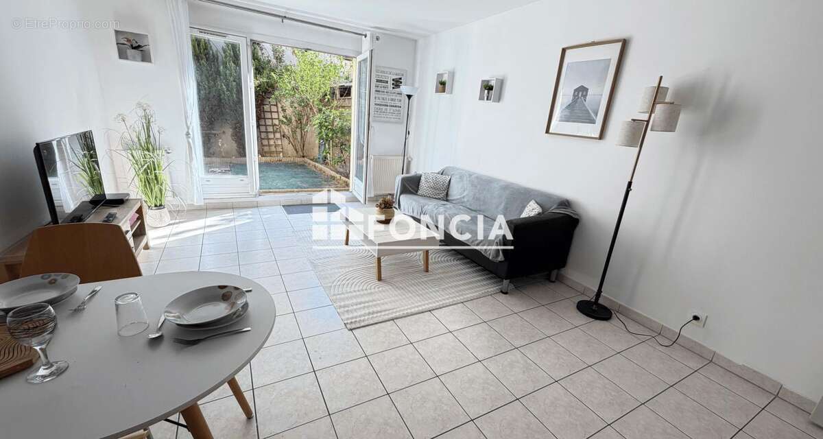 Maison à NANTERRE