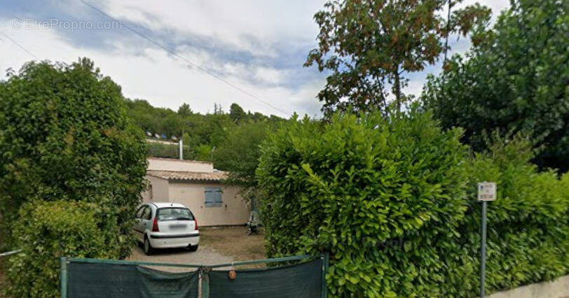 Maison à SAINT-JULIEN-D'ASSE