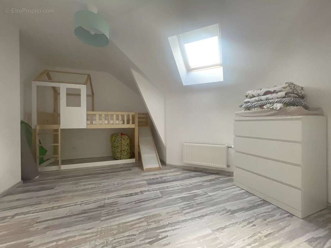 Maison à L'ETANG-LA-VILLE