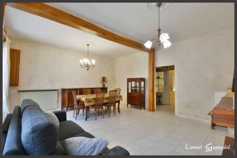 Maison de ville à vendre 4 chambres extérieur et garage sur la commune de Port Sainte Foy et Ponchapt en Dordogne - photo 20