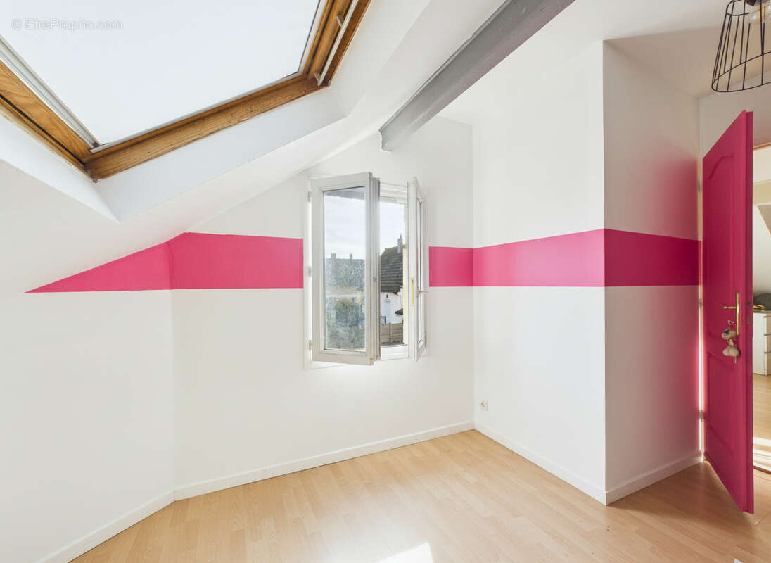 Maison à SARTROUVILLE