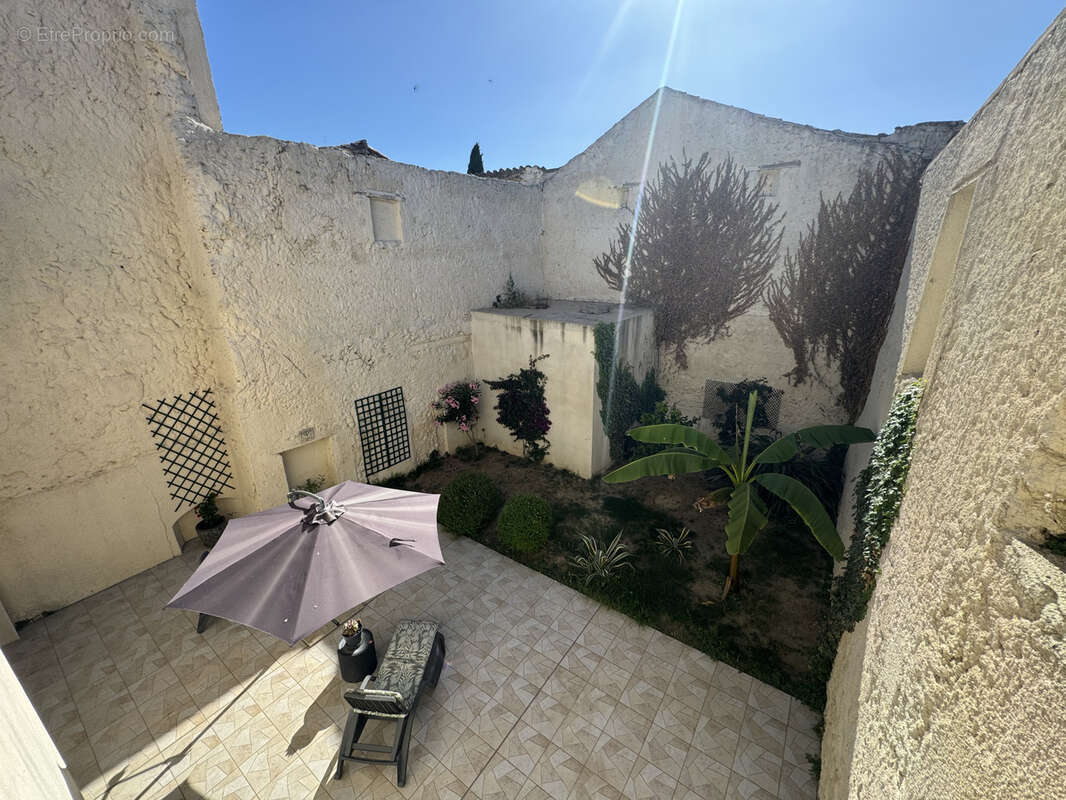 Appartement à COURSAN