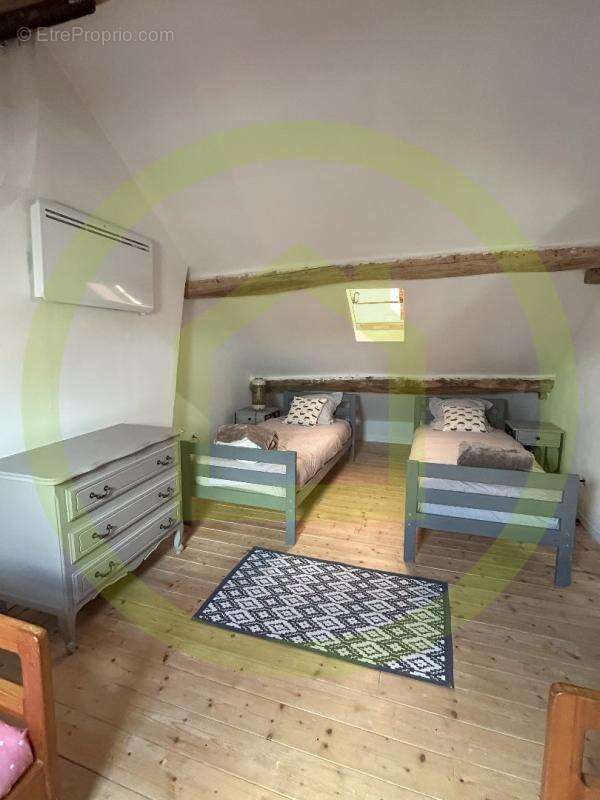 Appartement à REBAIS