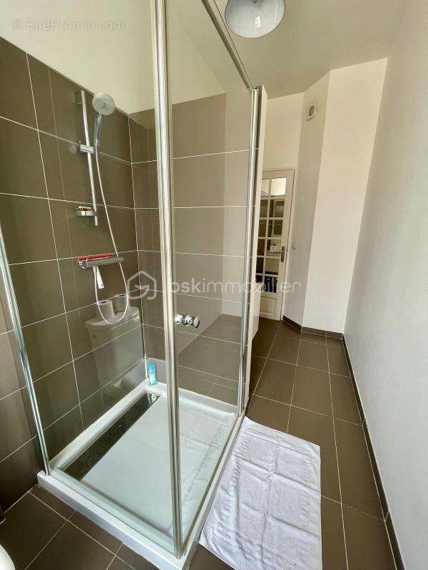 Maison à LA VILLE-DU-BOIS