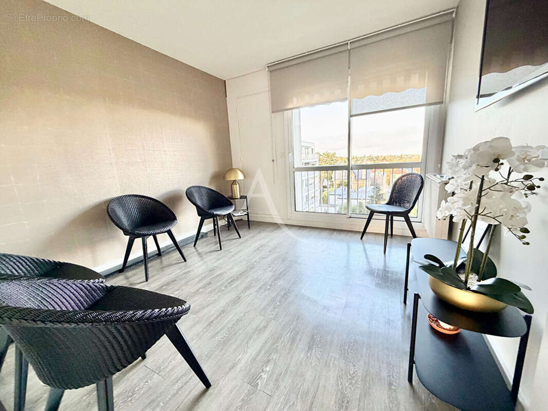 Appartement à GARCHES