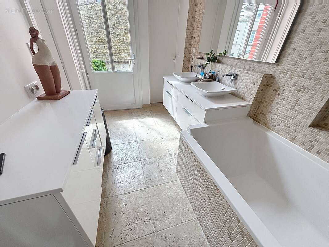 Maison à vendre 9 pièces REIMS (51) - photo 10