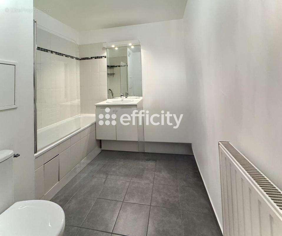 Appartement à CLAYE-SOUILLY