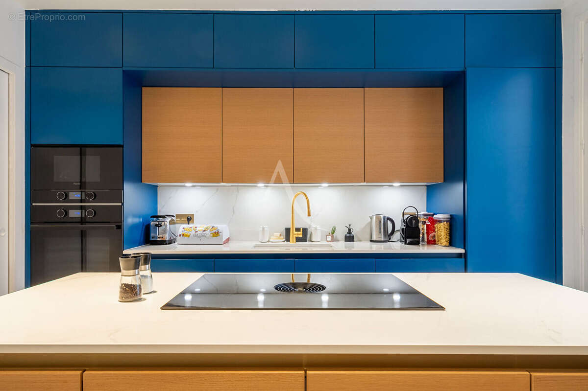 Appartement à PARIS-7E