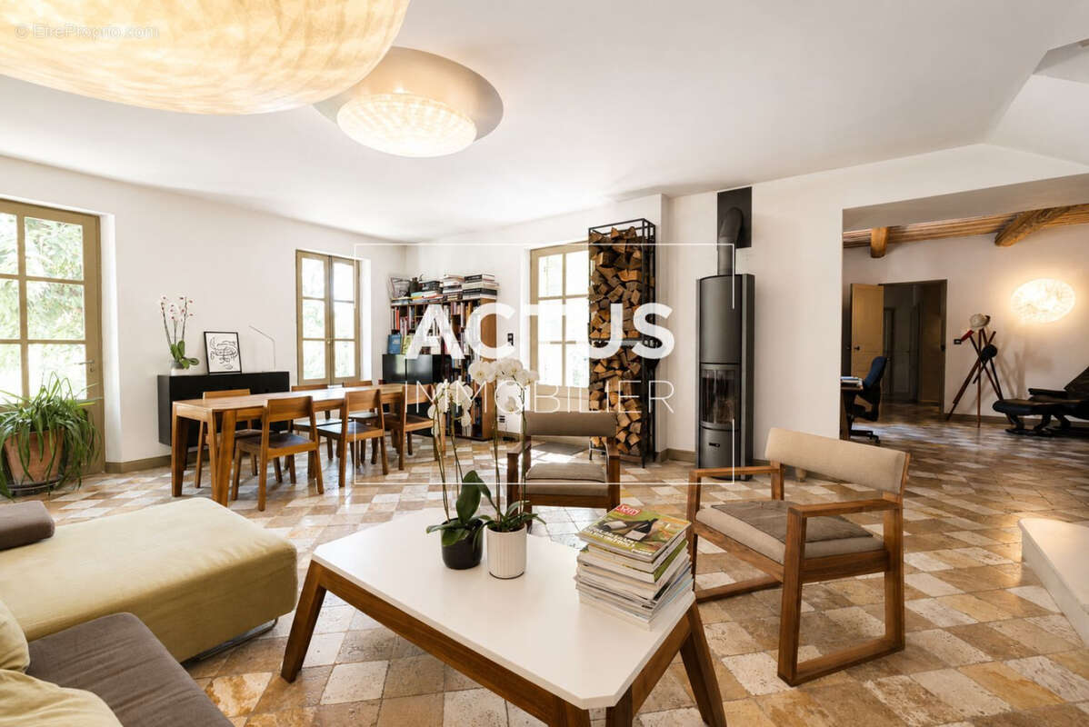 Maison à SALON-DE-PROVENCE
