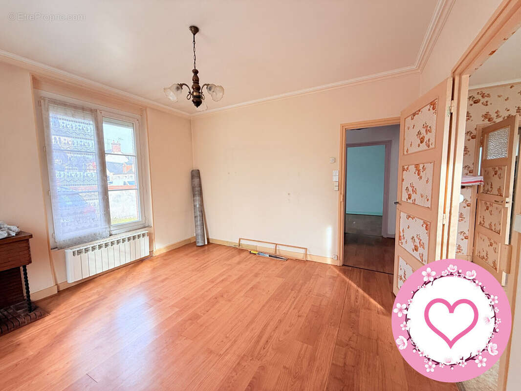 Maison à SULLY-SUR-LOIRE