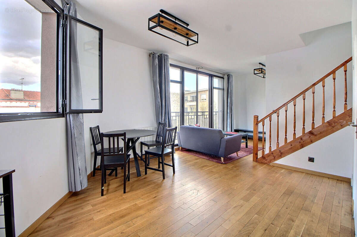 Appartement à SURESNES