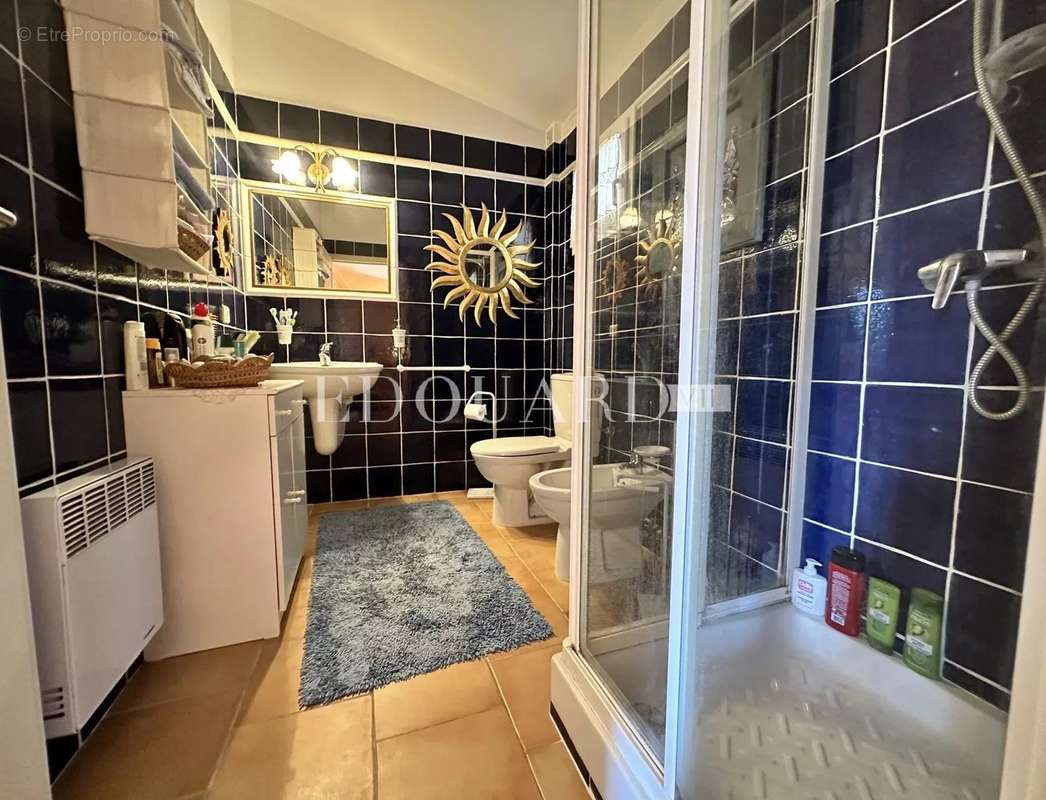 Appartement à ROQUEBRUNE-CAP-MARTIN