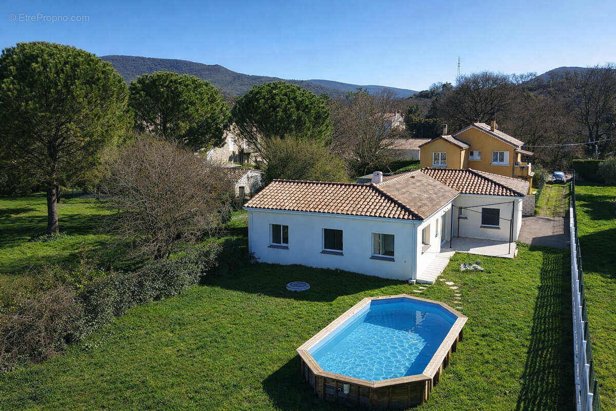 Maison à LA COUCOURDE