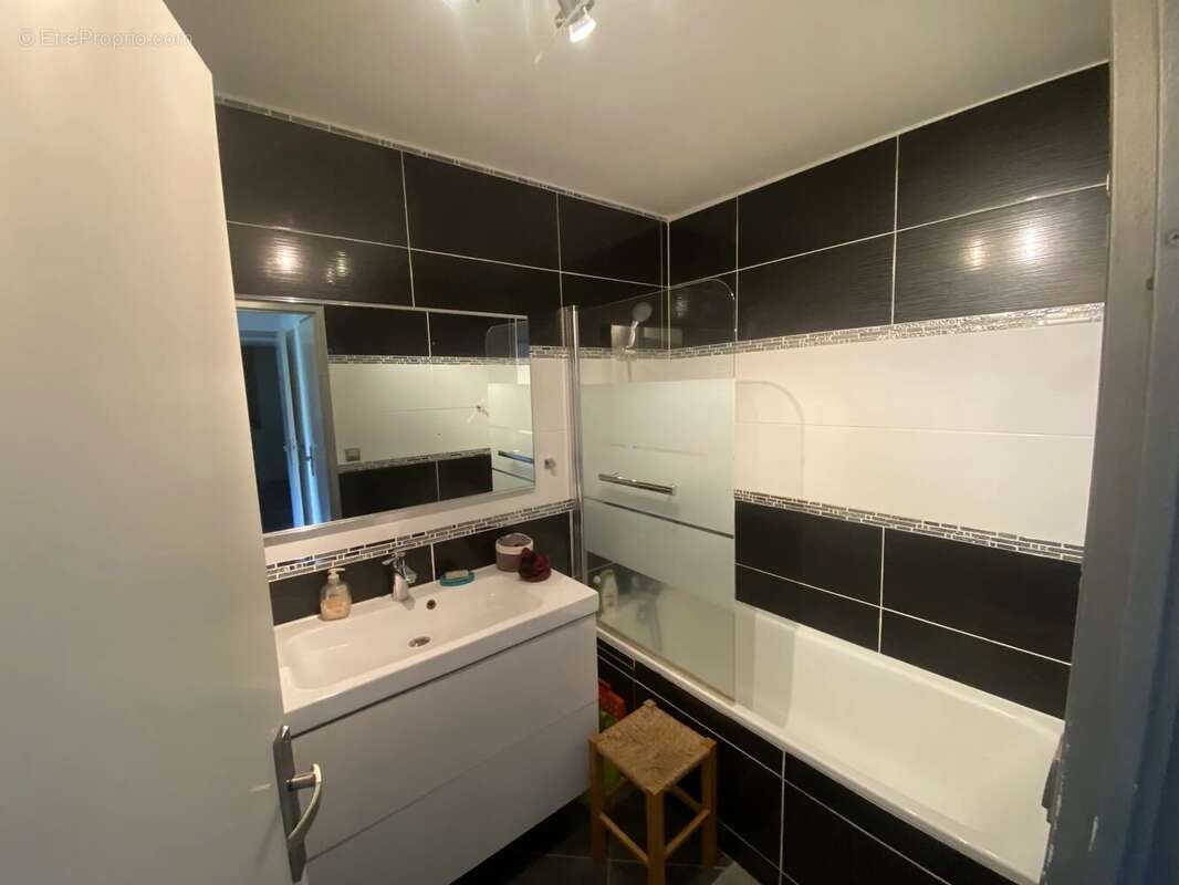 Appartement à MARSEILLE-13E