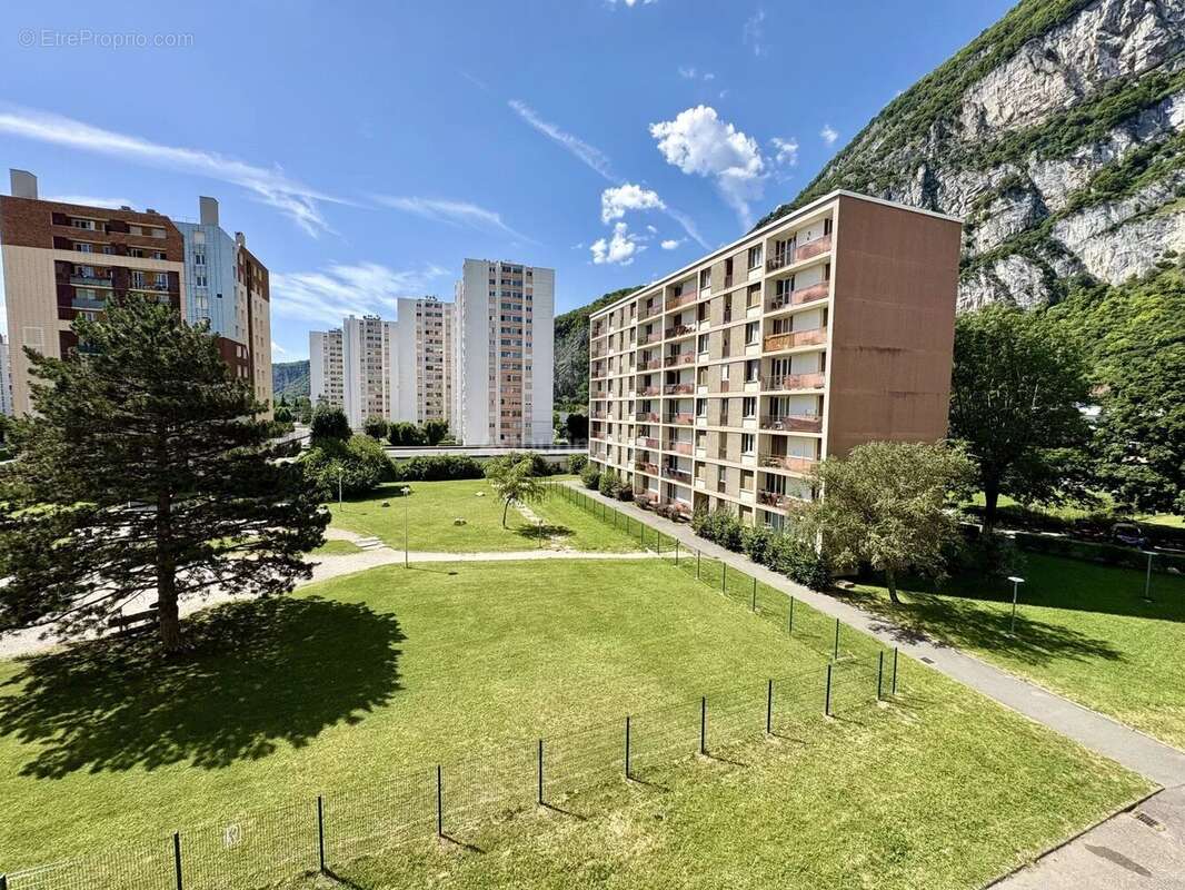 Appartement à SASSENAGE