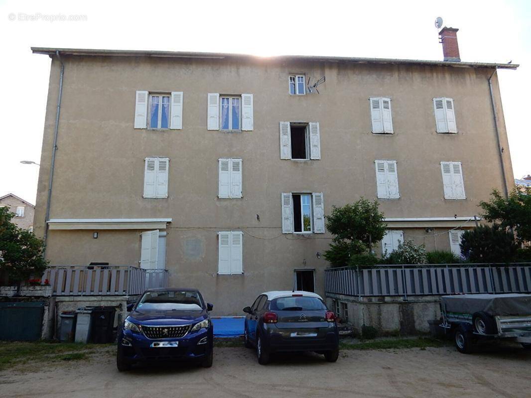 Appartement à LE CHAMBON-SUR-LIGNON
