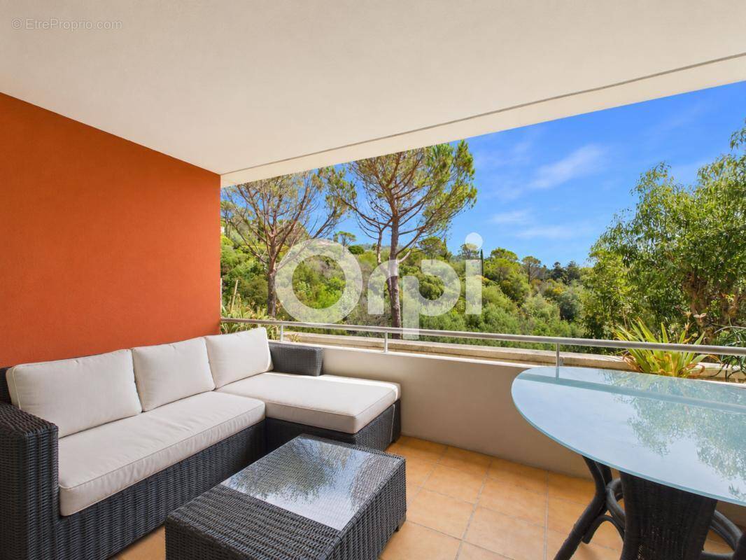 Appartement à MANDELIEU-LA-NAPOULE