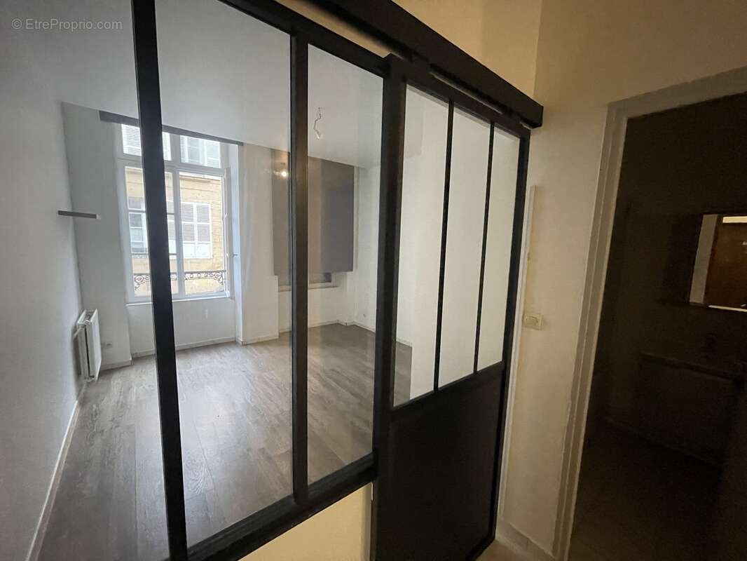 Appartement 460 m² à Charleville-Mezieres  - photo 50
