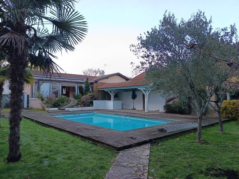 Maison à AIRE-SUR-L'ADOUR