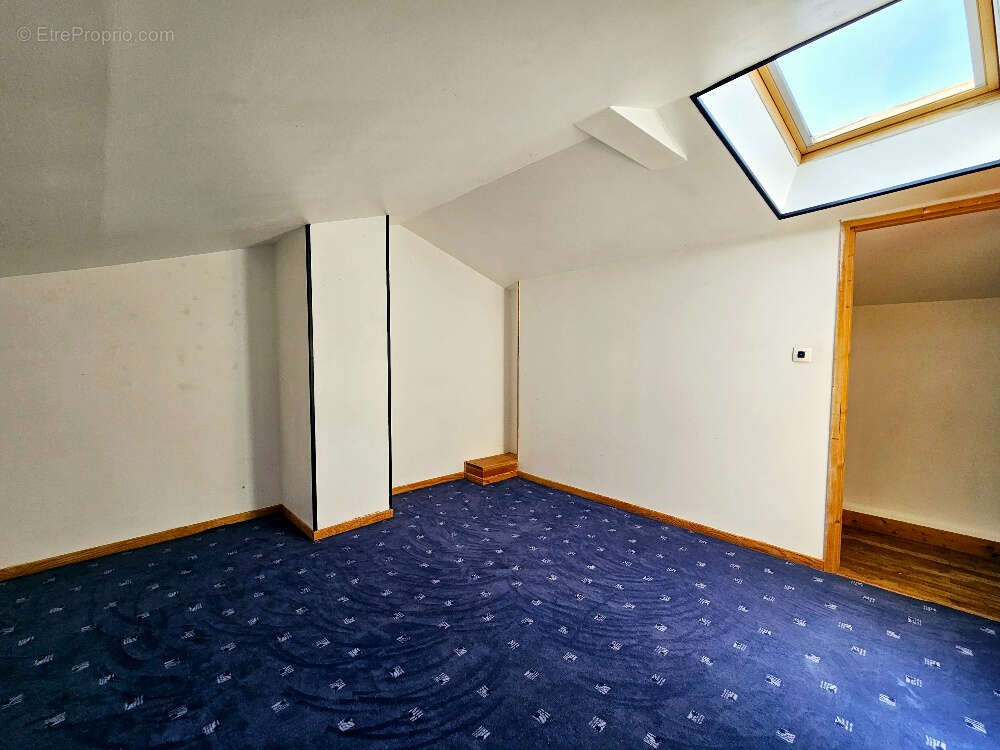 Maison à FOUQUEBRUNE