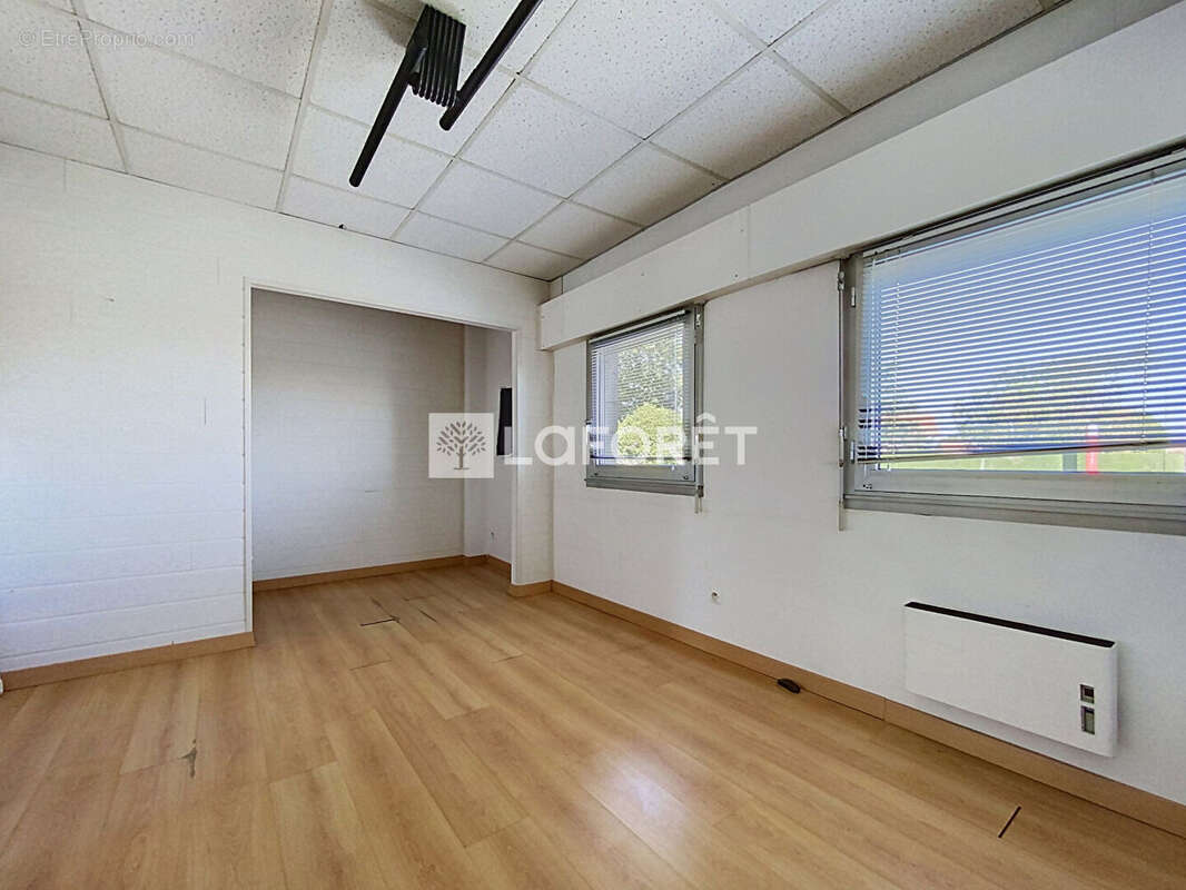 Bâtiment Toutlemonde 275 m2 - photo 5
