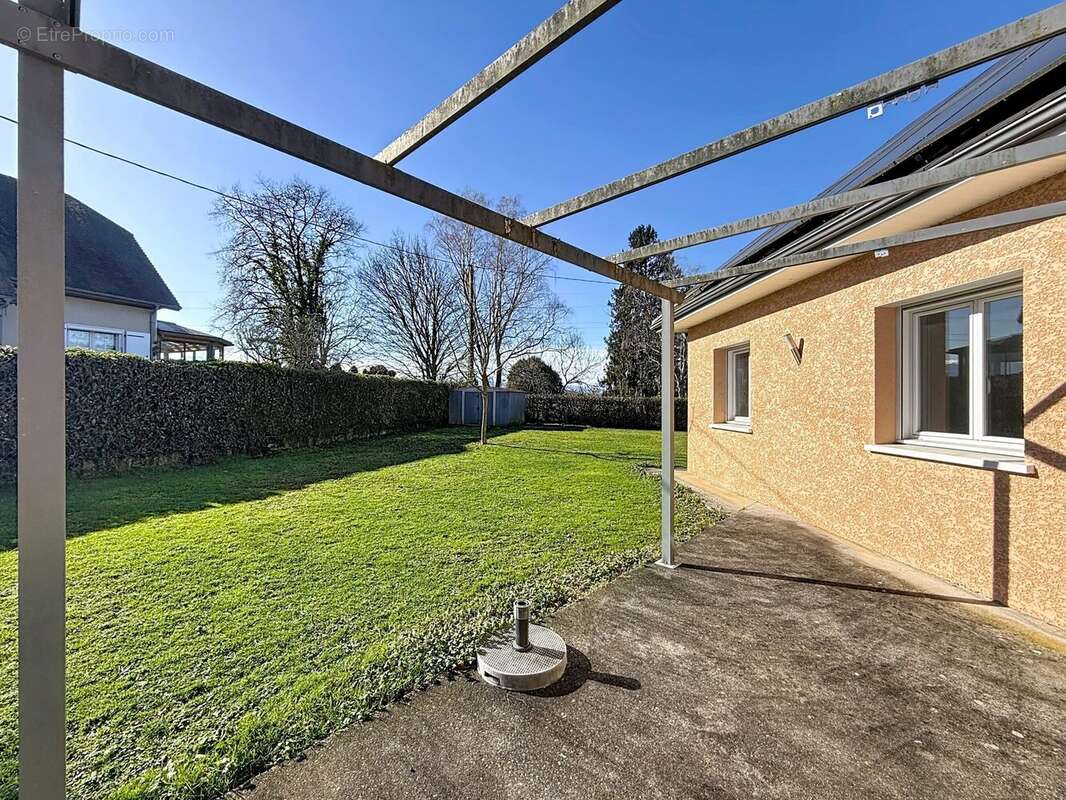 Maison à BOEIL-BEZING