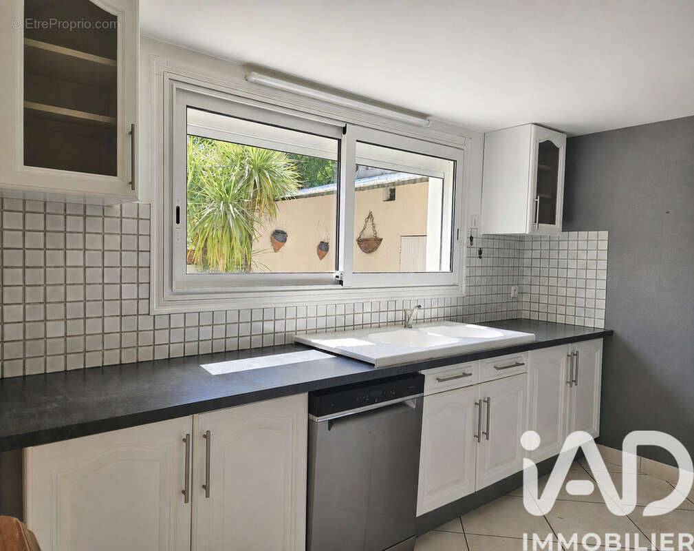 Photo 4 - Maison à SAINT-DENIS-DE-PILE