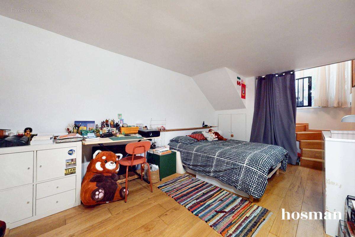 Appartement à PARIS-10E