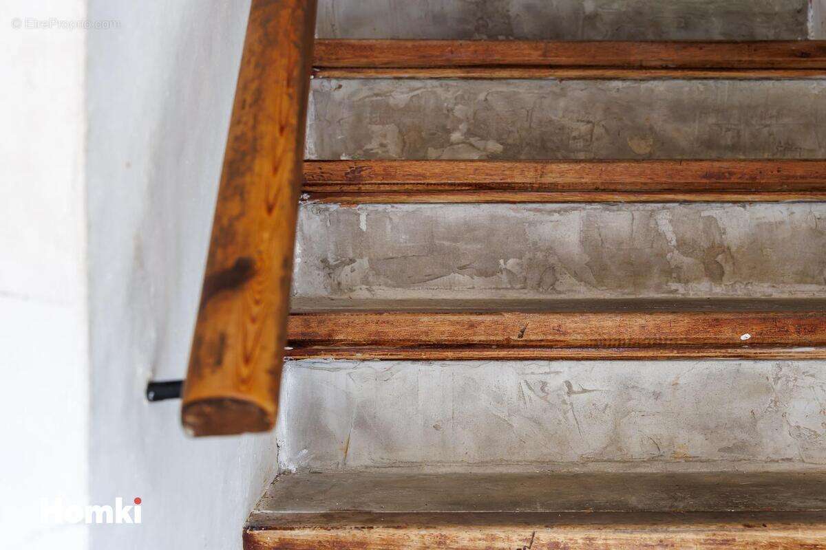 Maison à VILLES-SUR-AUZON