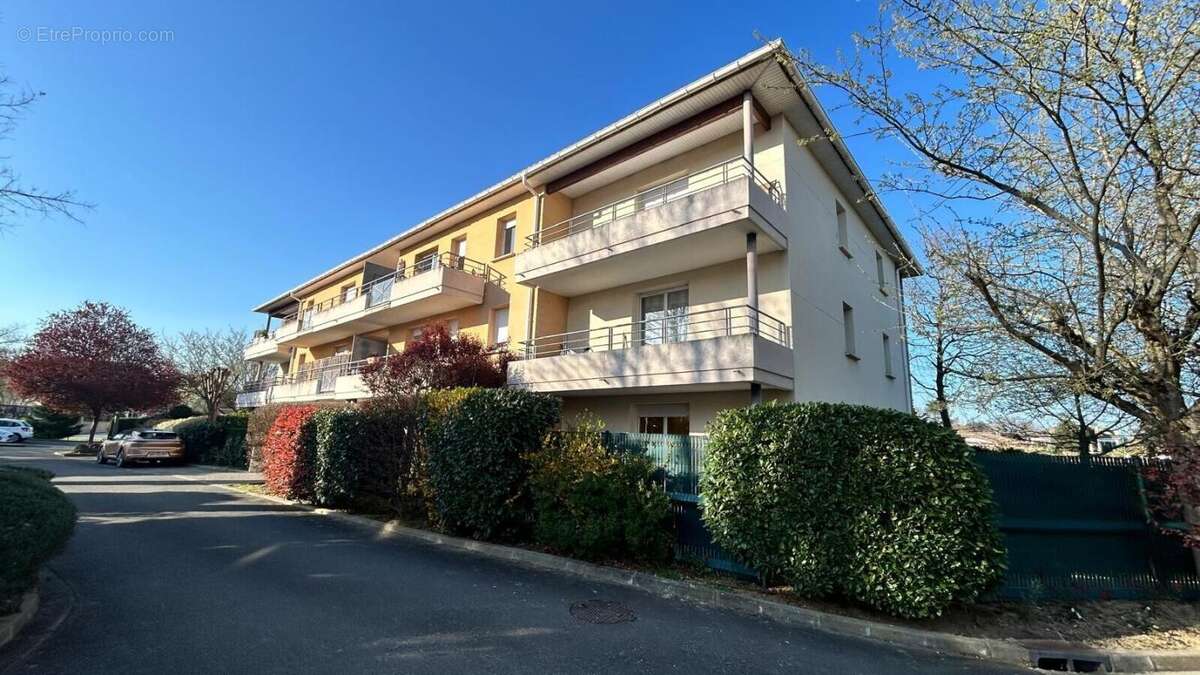 Appartement à MONTBETON