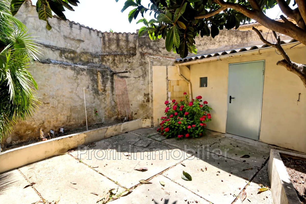 Maison à LE CAILAR