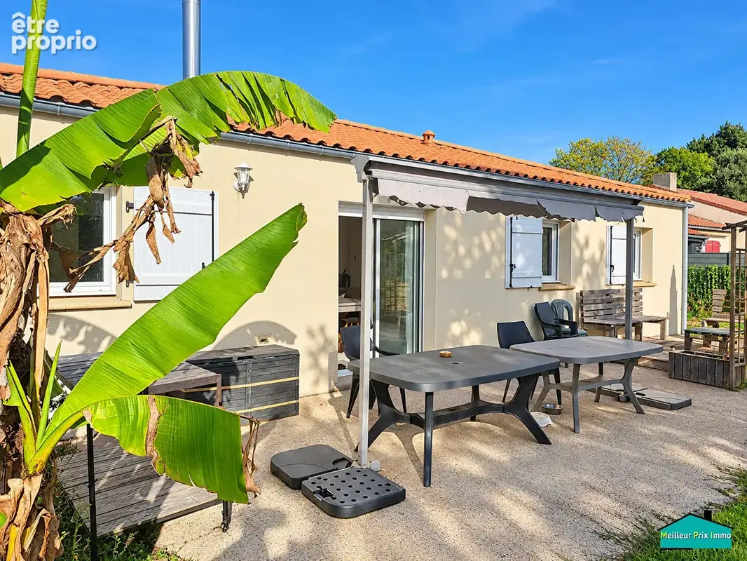 Maison de plain-pied  à La Limouzinière 100 m² - photo 12