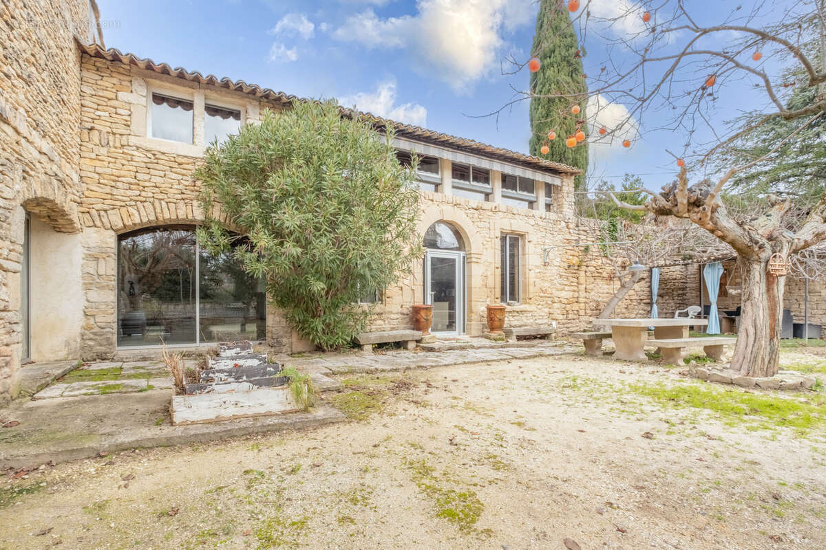 Maison à CABRIERES-D'AVIGNON