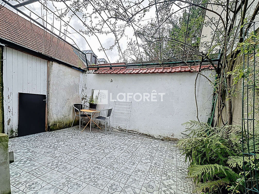 Maison à CHAMPIGNY-SUR-MARNE