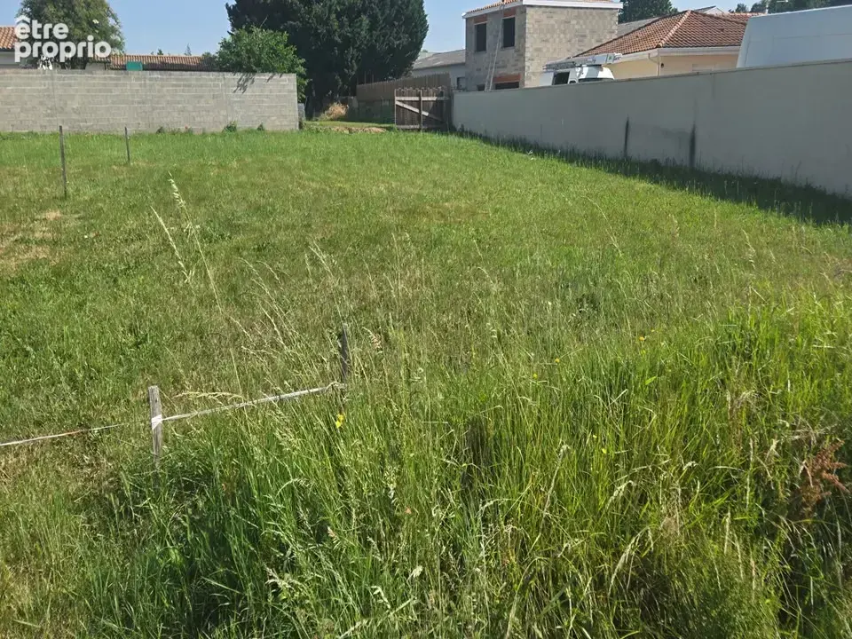 Terrain à SAINT-ANDRE-DE-CUBZAC