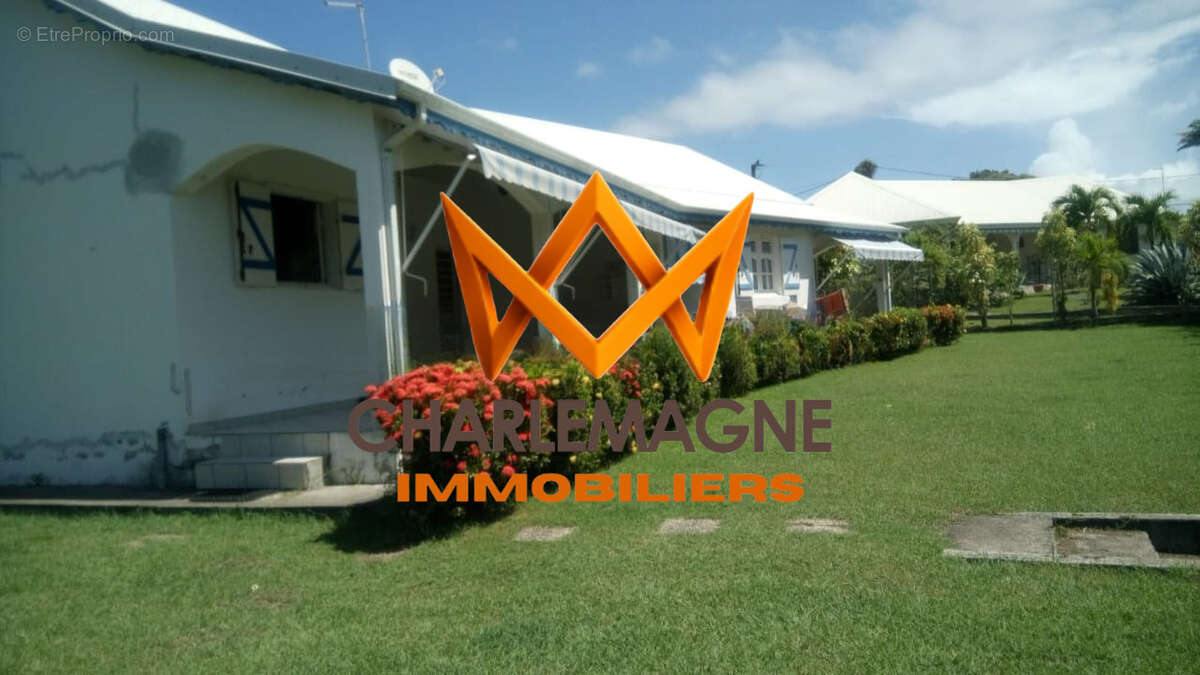 Maison à SAINT-FRANCOIS