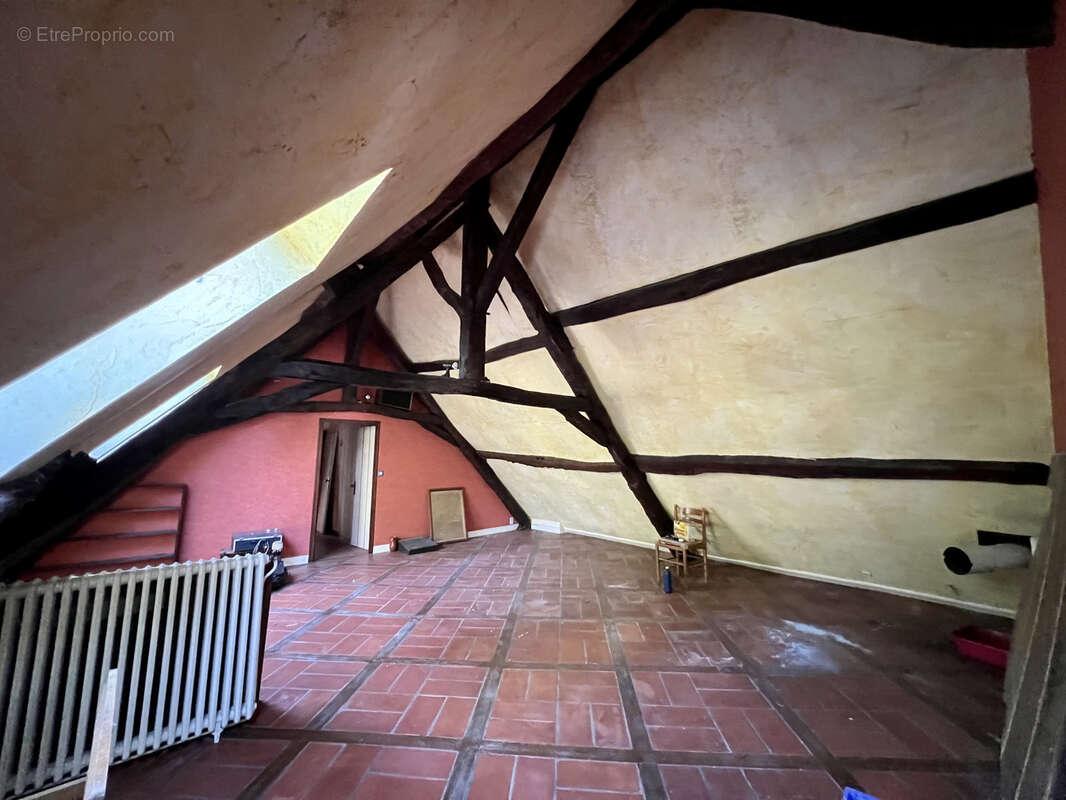 Maison à TERRASSON-LAVILLEDIEU