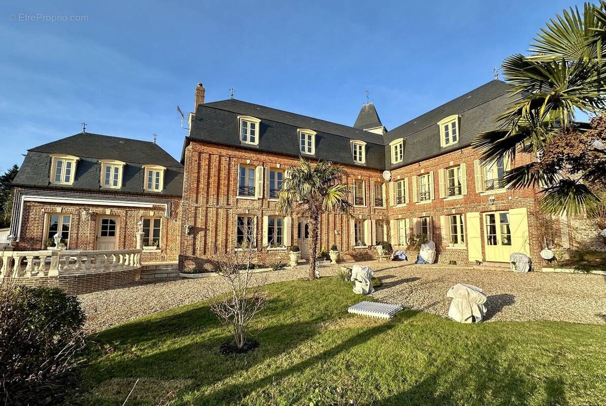 Maison à DOUVREND