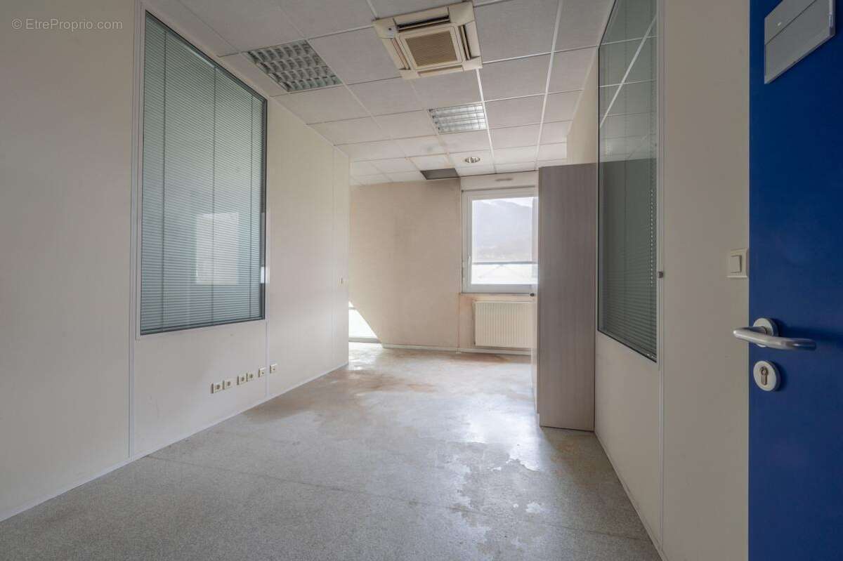 Commerce à ALBERTVILLE