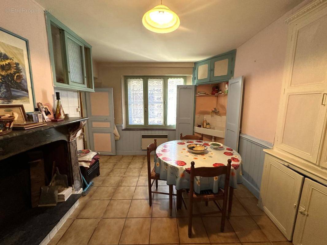 Maison à CAUNES-MINERVOIS