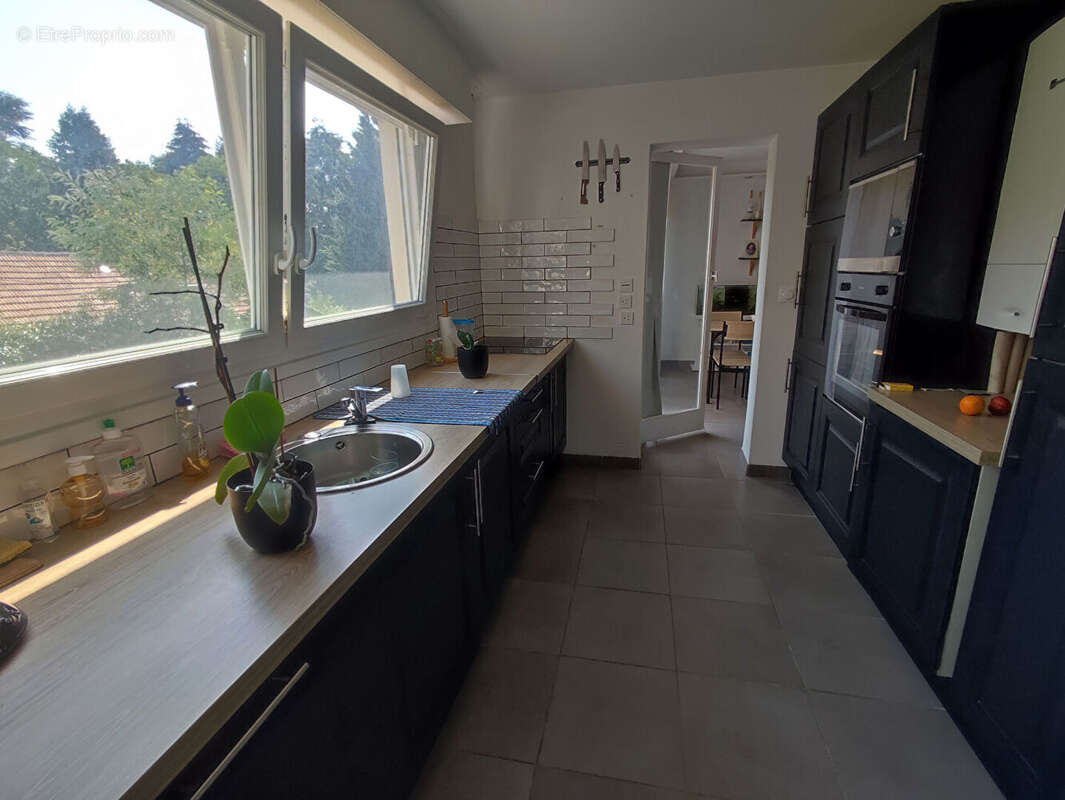 Appartement à SAINT-JEAN-DE-BRAYE