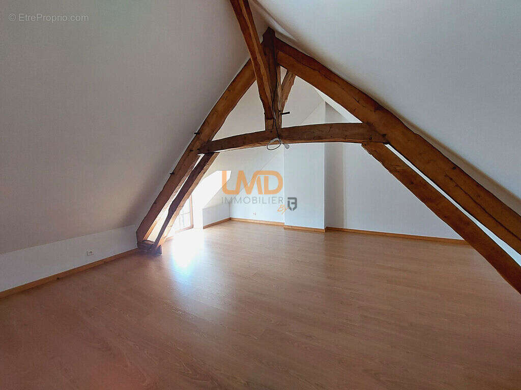 Maison à LONGUEVILLE