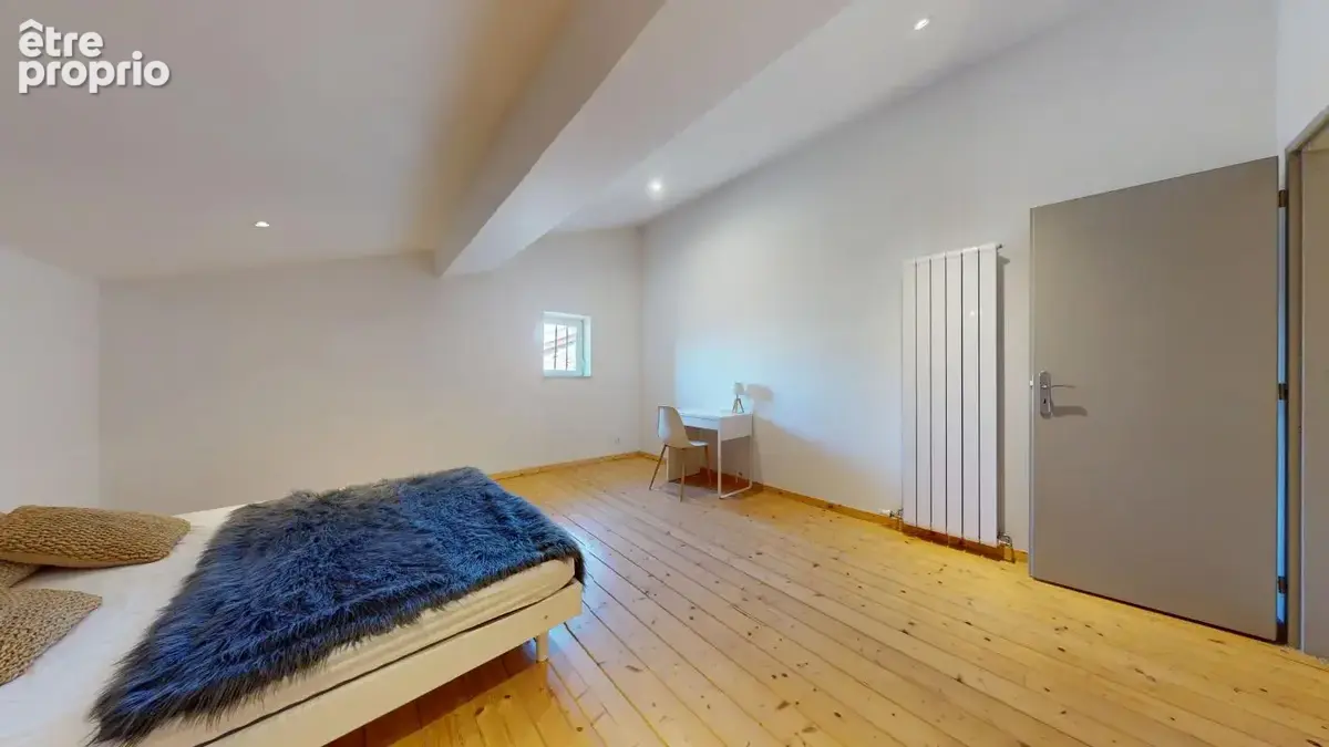 Appartement sur cour avec extérieur au centre de Villefranche-sur-saône - photo 9