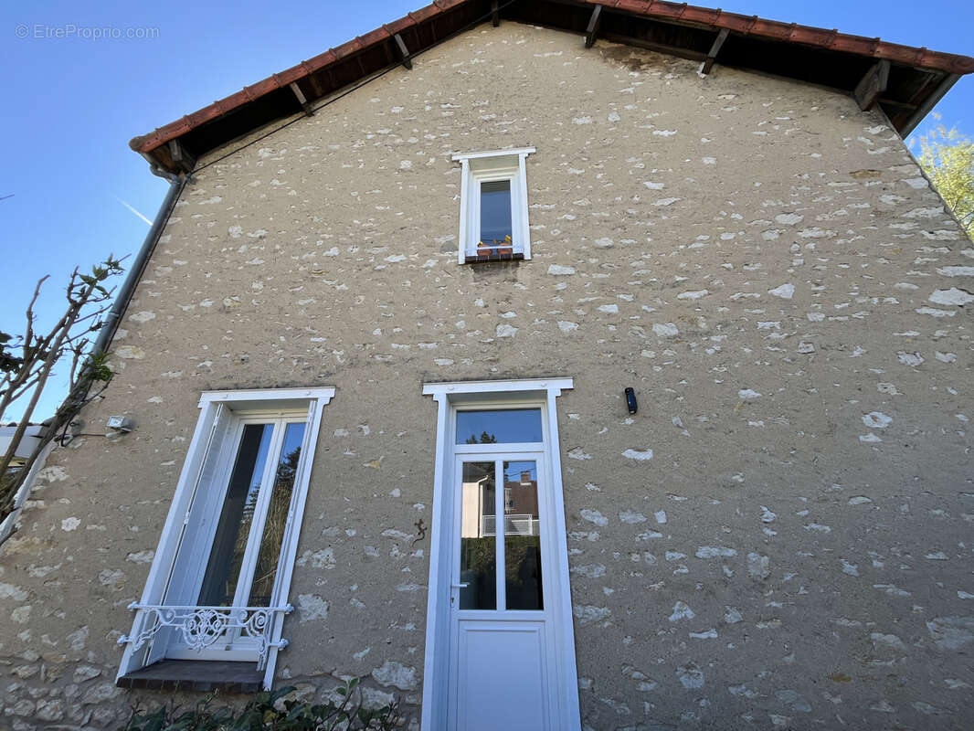 Maison à MALESHERBES
