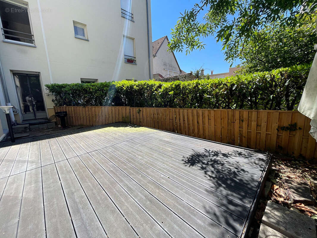 Appartement Sucy En Brie centre ville F4 de 94 m2 avec jardin - photo 2